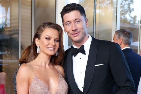 anna lewandowska kinder|Anna Lewandowska und Robert Lewandowski: Mit der。